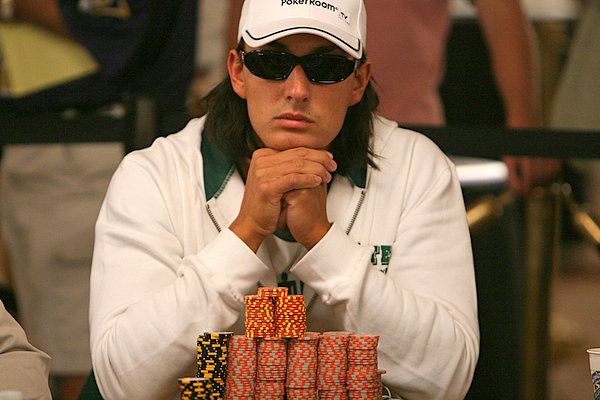 2006 WSOP – Ricki Nielsen making all the right decisions