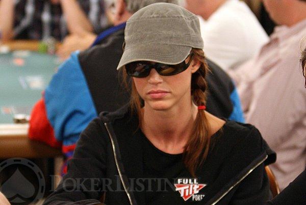 shannon-elizabeth-2913.jpg
