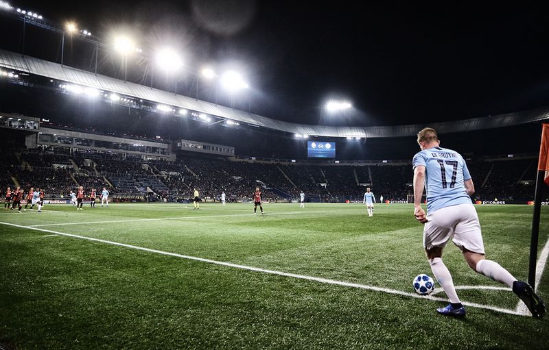 Kevin De Bruyne Manchester City corner kick