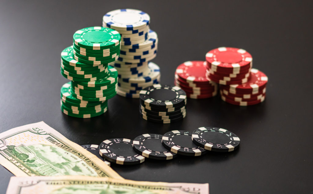 Poker Bankroll Management Strategy | Online & Live Tips