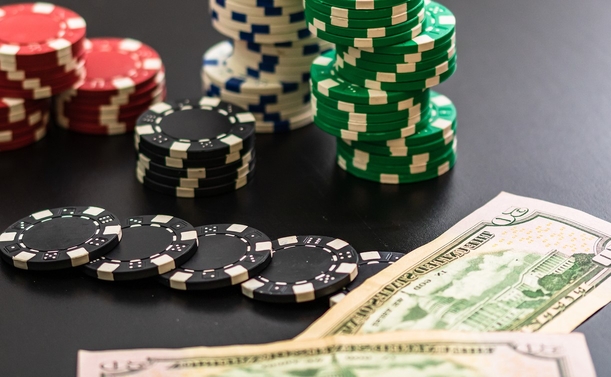 All about staking in poker - Poker Staking Guide