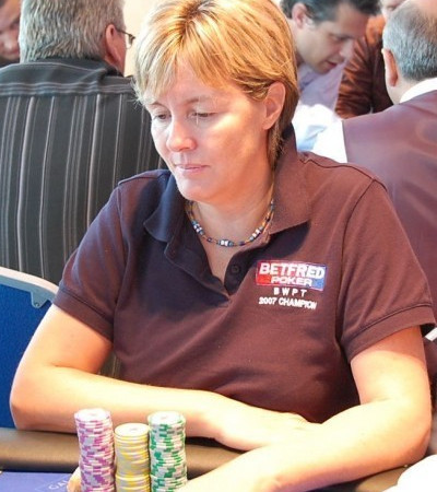Lynne Beaumont. One of the best female poker players.