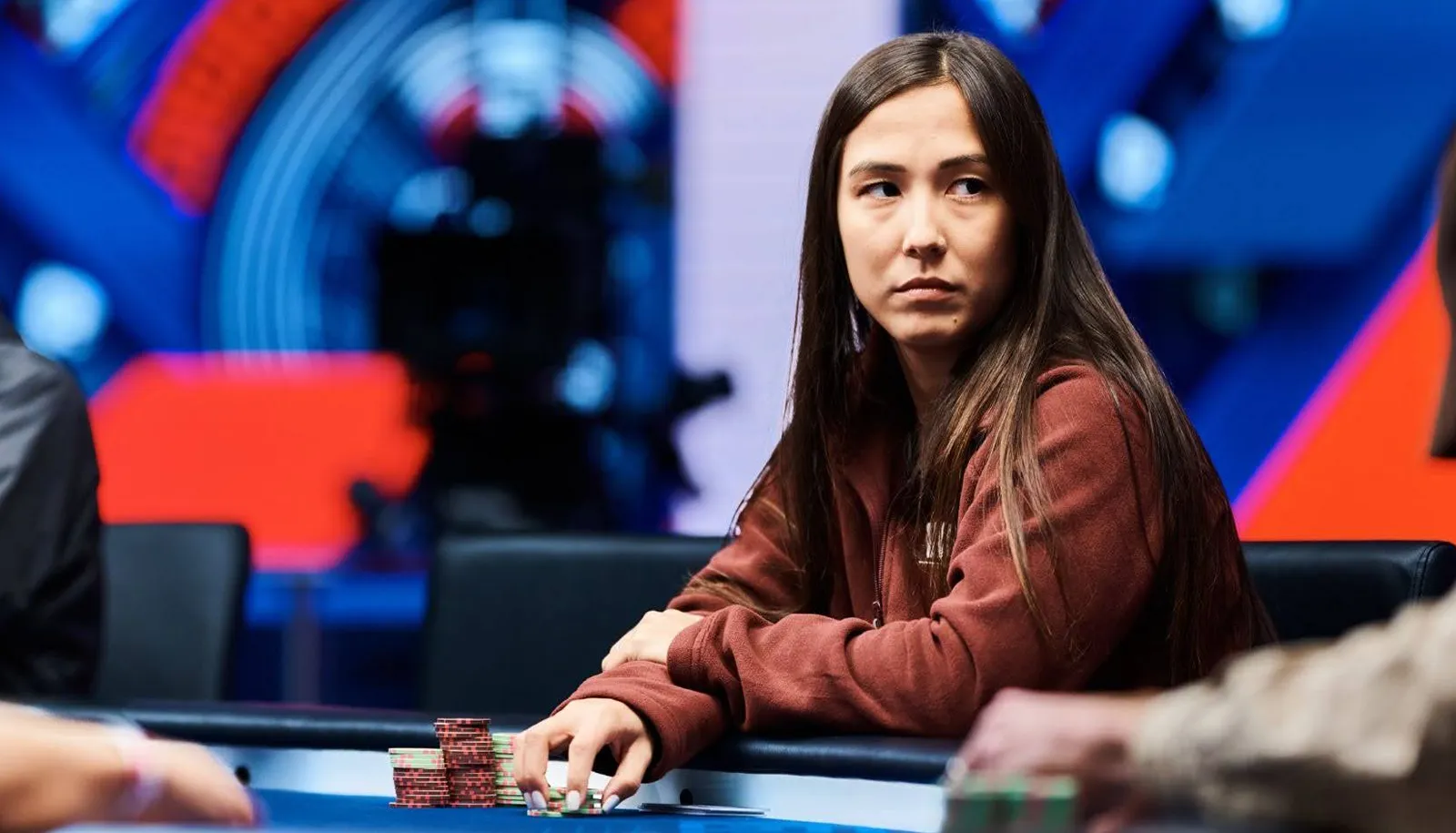 Barbara Akemi auf Rekordkurs: Ist sie aktuell Brasiliens beste Pokerspielerin?