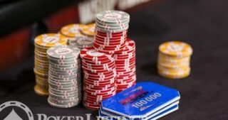 Rant: Stack Your Tournament Chips in Towers of 20 | Poker Tips