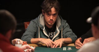 5 Essential Tips for Dealing with a Poker Downswing