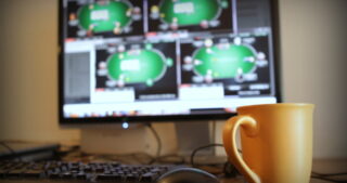 9 Essential Health Tips for the Online Poker Grinder