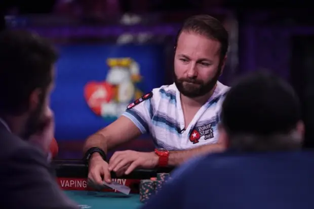 Daniel_Negreanu_2015_WSOP_Main_Event_Day_7_8.jpg