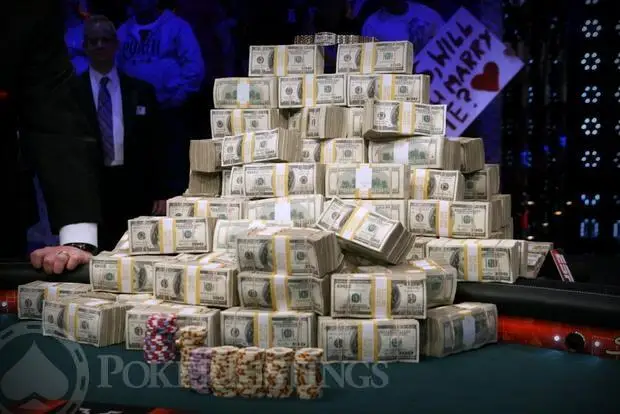 A Life in Poker and The Fear of Missing Out (FOMO)