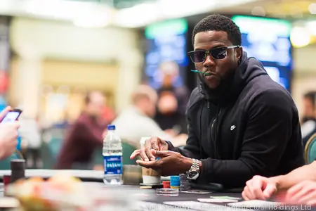 kevinhart.jpg