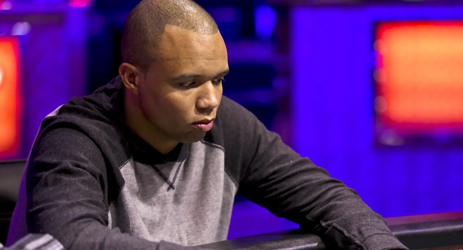 original_RS25166_Phil_Ivey_4.jpg