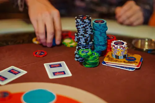 is online poker gambling? how about live poker?