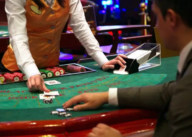 Casino: Cards, Chips and Dealers