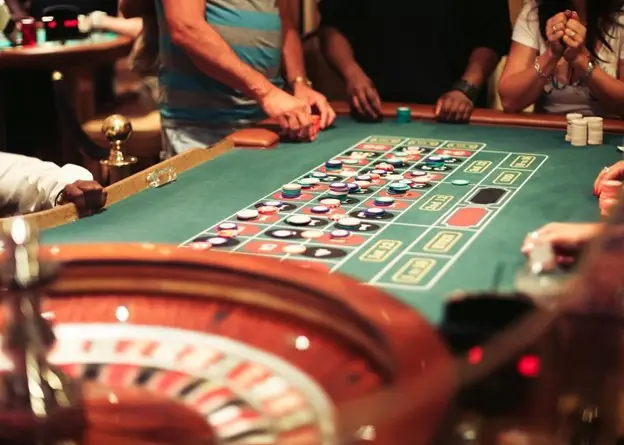 Casino: Cards, Chips and Dealers