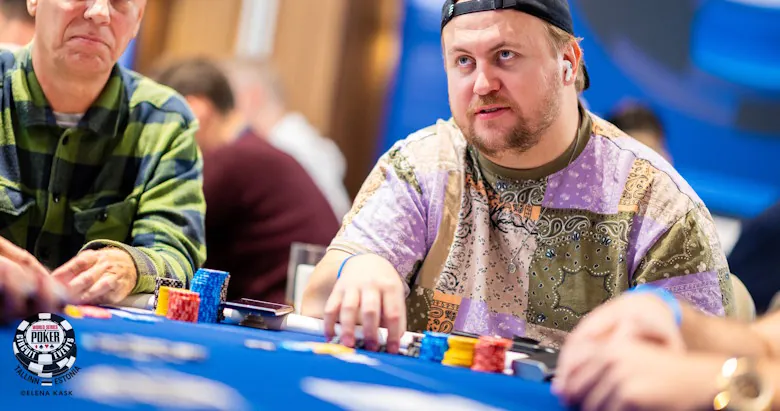 Going into the final table, Jon Kyte had a stack 1,5x bigger than the second biggest stack
