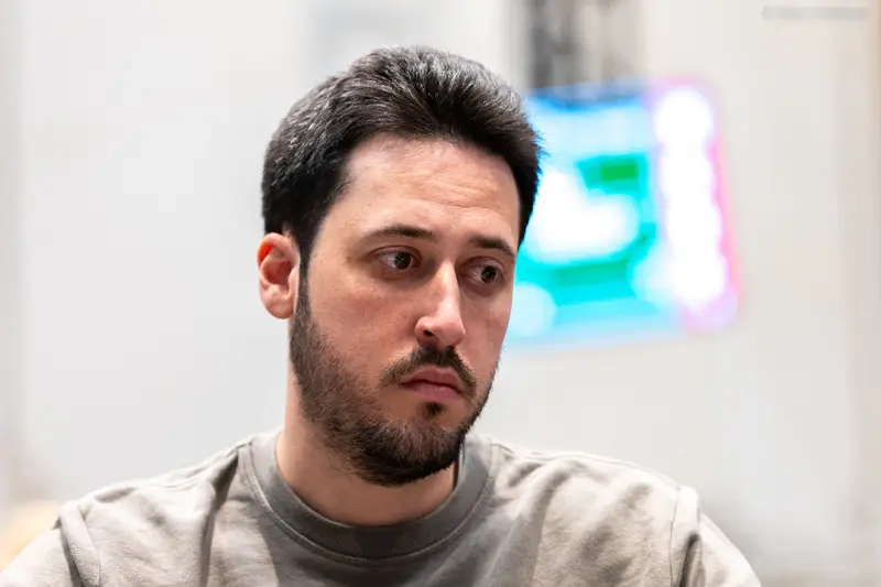 Adrian Mateos