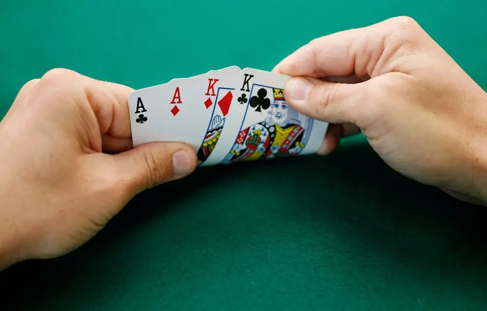 Von Hold’em zu Omaha – Die Unterschiede der Poker Varianten