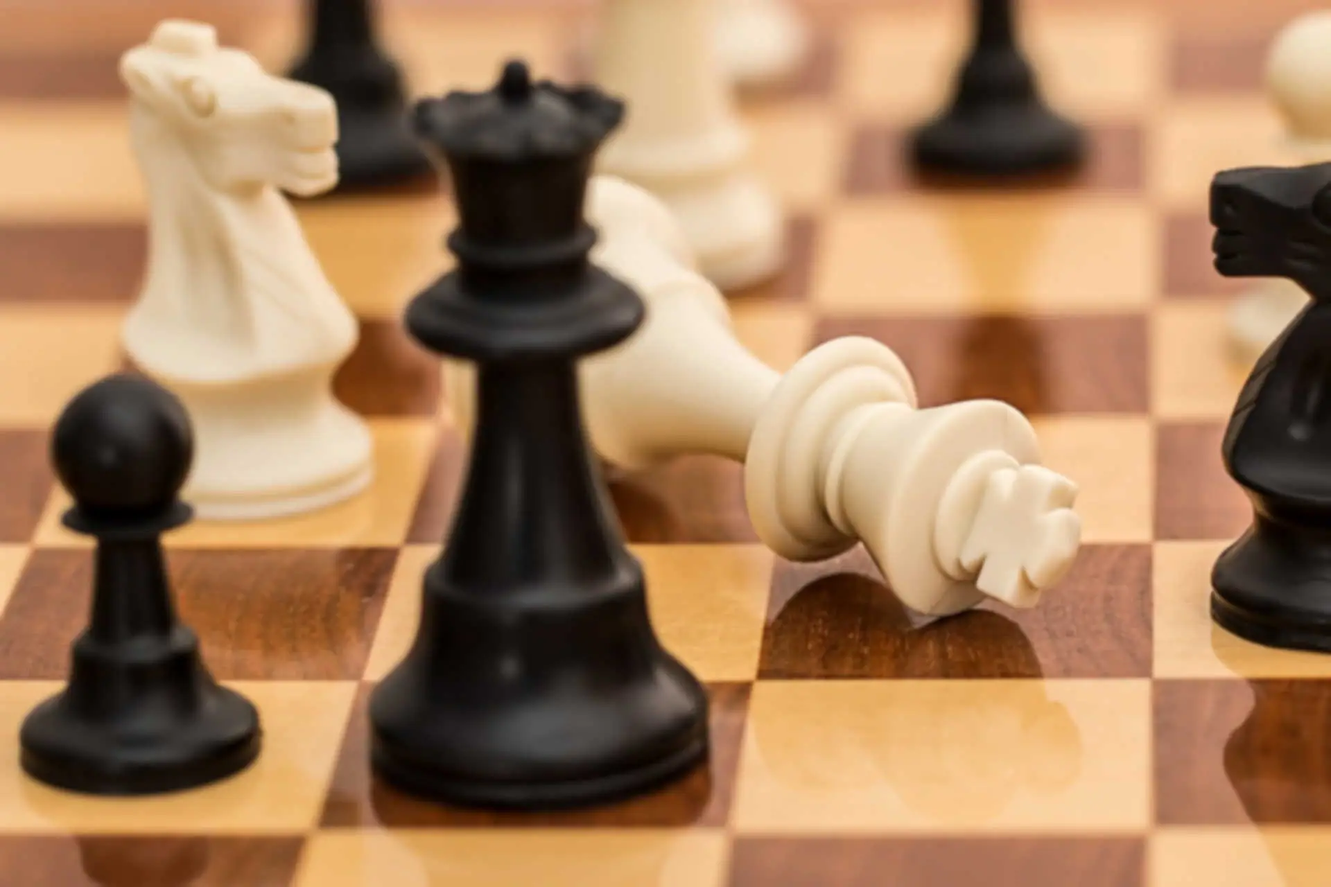 NLHE Spielzüge planen und Entscheidungen überdenken
