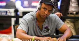 Phil-Ivey2013-WSOP-EuropeEV0725K-NLH-High-RollerDay-1Giron8JG2639.jpg