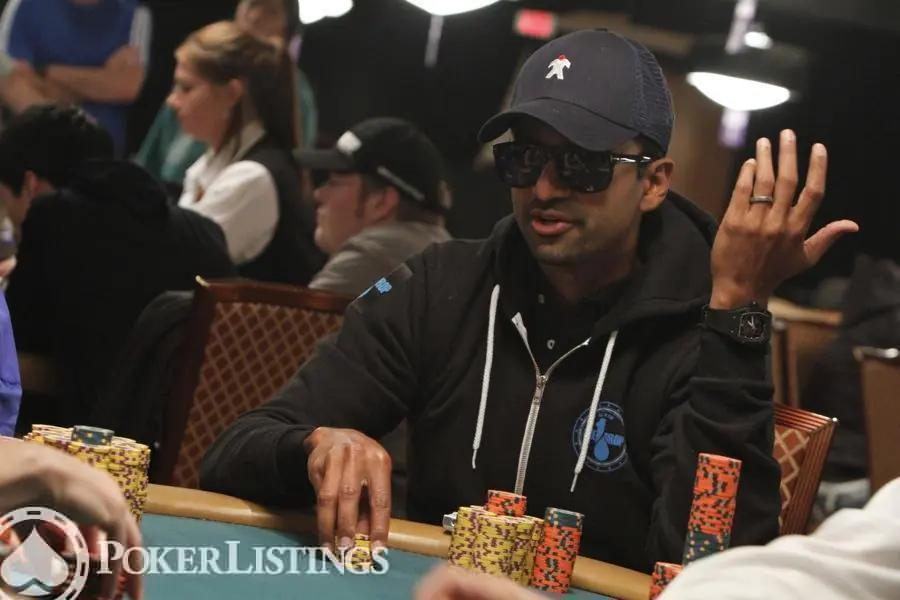 Daily 3-Bet: Hellmuth Bestie, Booth Testy, 10 Essential Poker Books
