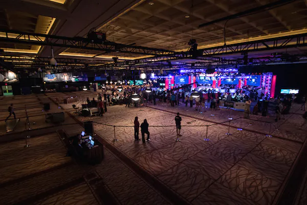 Live, Online Registration Now Open for 2017 WSOP in Vegas