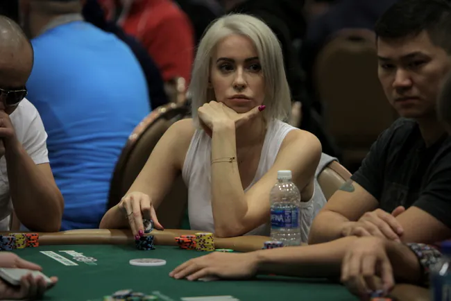 Farah Galfond Acted in Soaps, Now Beats Ultra High-Stakes Poker