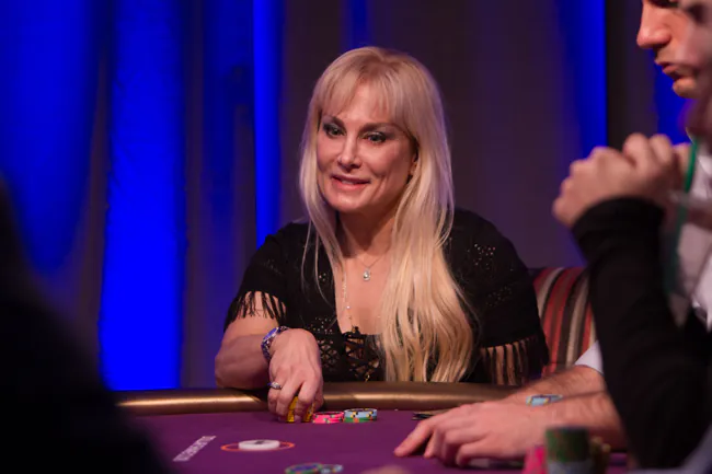 Lauren Roberts: “Men Think I’m a Fish, I Hope They Keep Doing It”