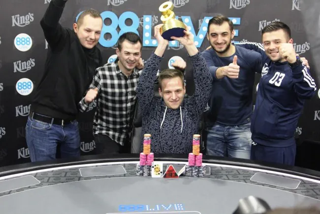 Pop the Cork! Catalin Upsets Farrell, Geilich in 888Live ME