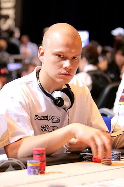 Ziigmund stays quiet at EPT finale