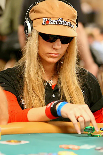 vanessa-rousso-10410.jpg