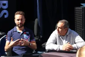 DAniel-Negreanu-qa-fans