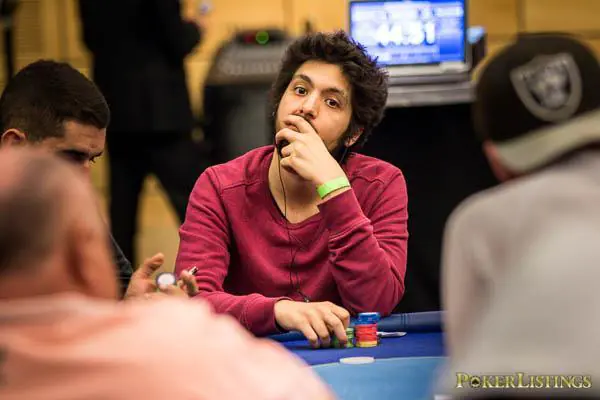 BOMplayer observing when not in a poker hand