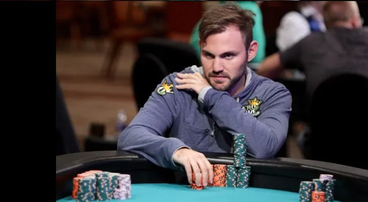 Max Greenwood - observing - thinking when not in a poker hand