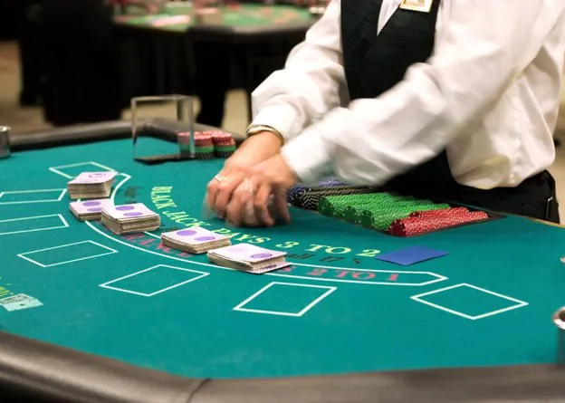 Casino: Cards, Chips and Dealers