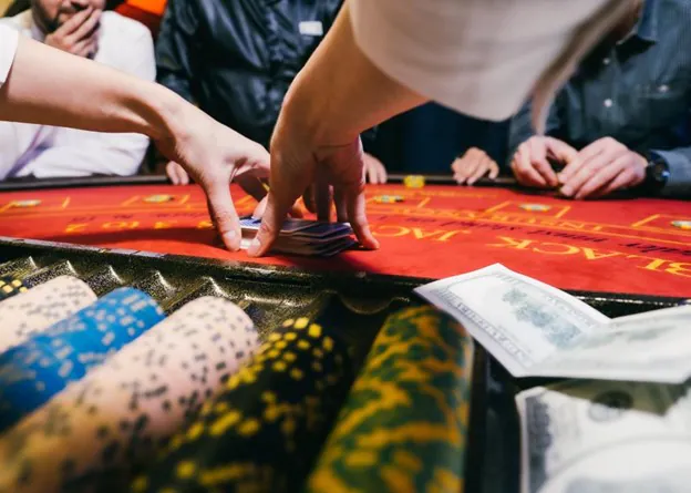 Casino: Cards, Chips and Dealers