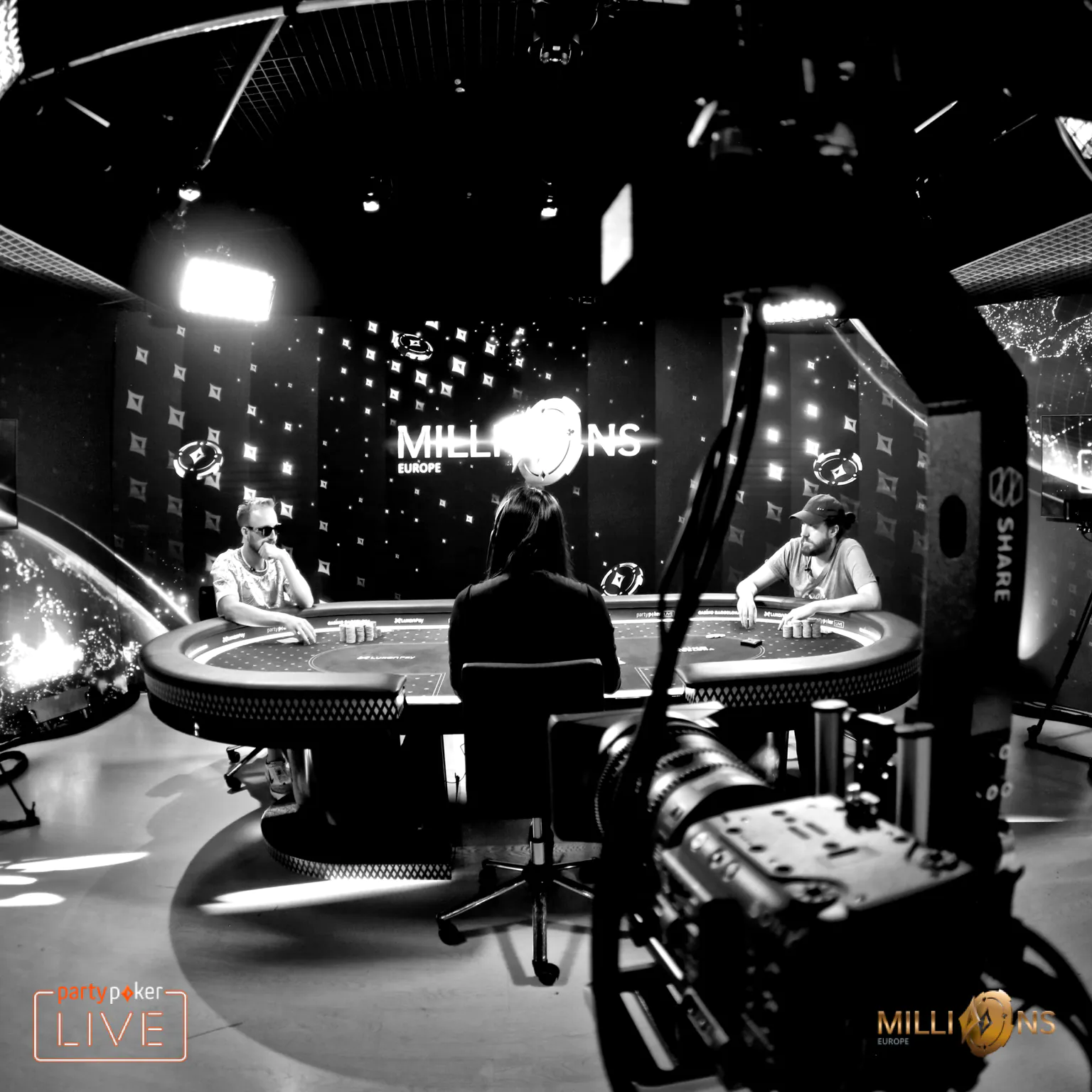 Heads-Up Photos by partypoker Photographer Mickey May
