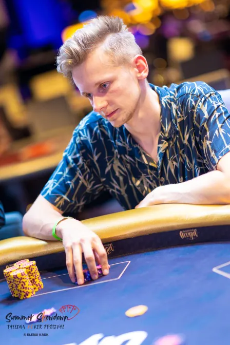 Nut Flush for Gaines