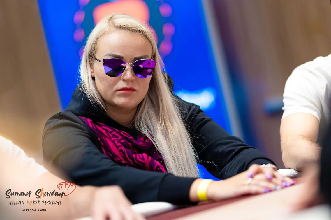 Emmi Juutilainen with Rockets