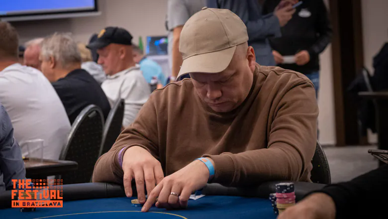 Potti-Jussi and Ziigmund on the Rail