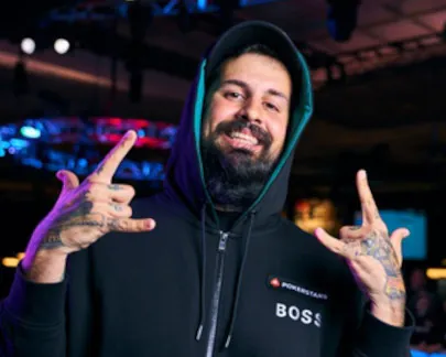 Twitch poker streamer Alejandro "PapoMC" Lococo.
