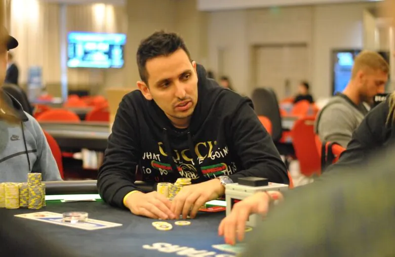 Sergio Aido playing poker tournament
