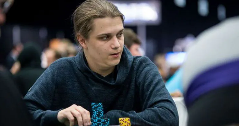 Online Poker Player Niklas "Lena900" Åstedt